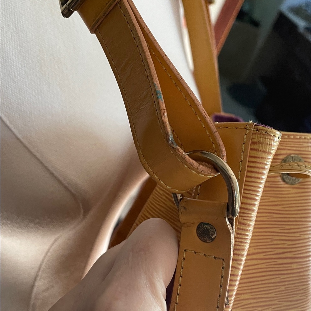 Louis Vuitton Vintage Bucket Bag add Guitar Strap to Crossbody! Authentic As Is - Picture 6 of 17